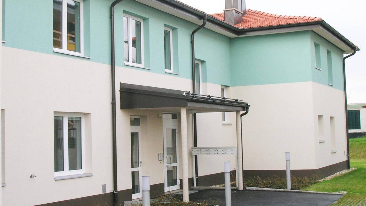 Außenansicht Ziehrergasse 12