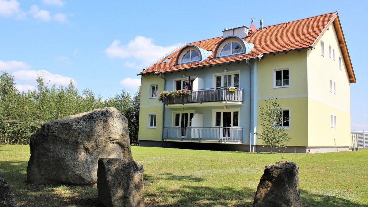 Feldgasse 9 (1) Feldgasse 9 (1)