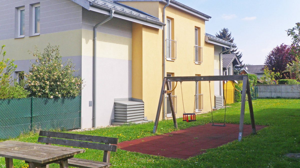 Spielplatz Anton Brucknerstraße 5-7 Spielplatz Anton Brucknerstraße 5-7