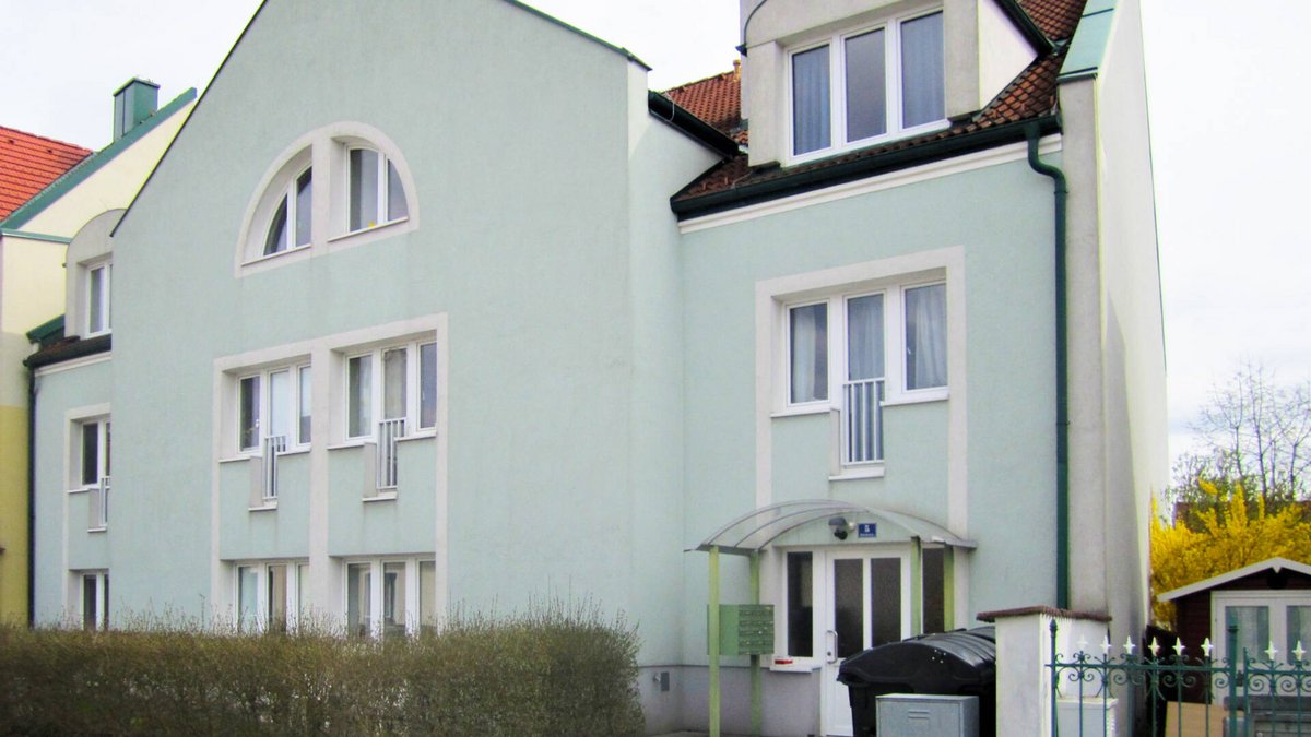 Bahnhofstraße Außenfoto Bahnhofstraße Außenfoto