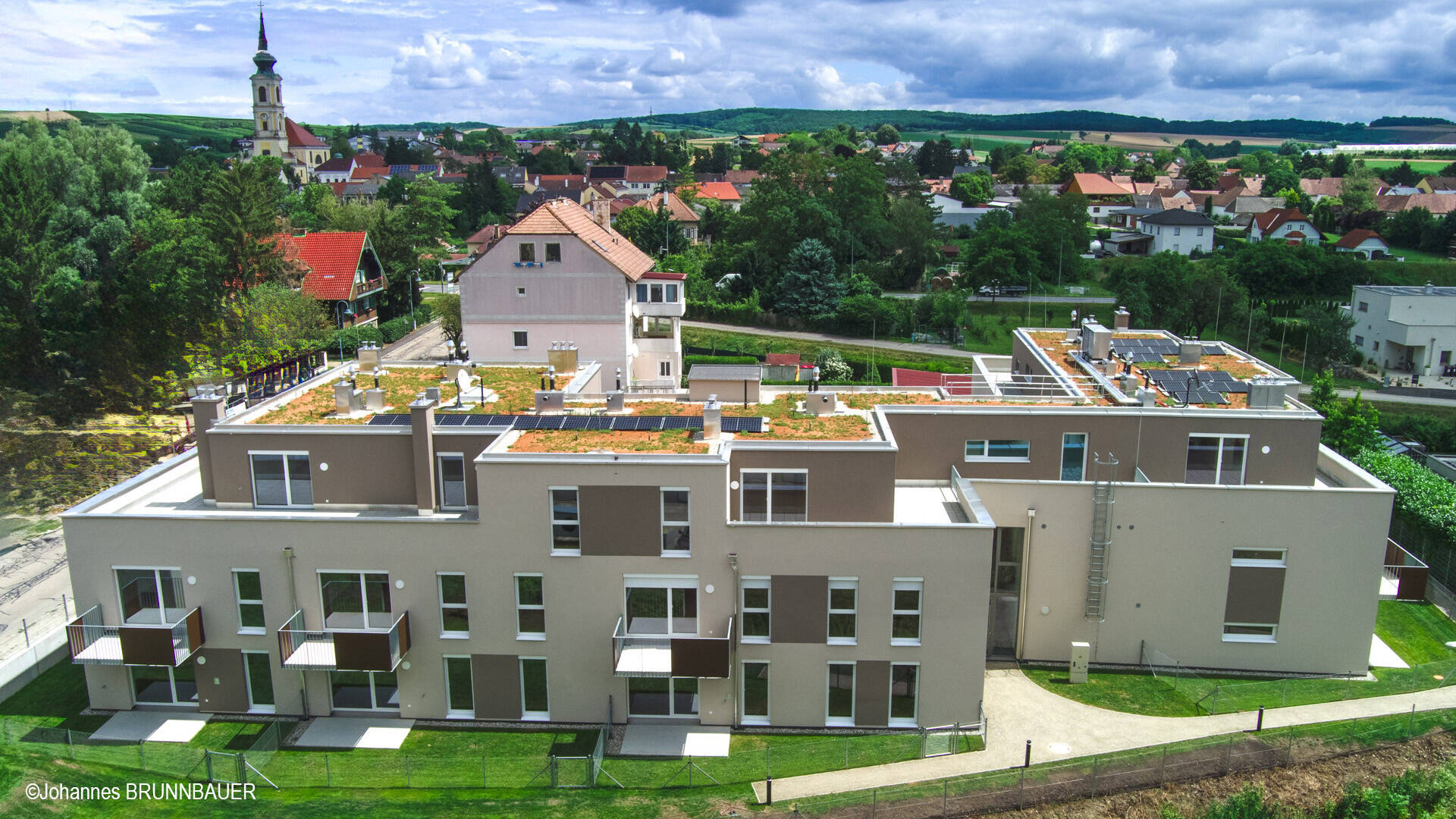 Bahnstraße 19 (5) Bahnstraße 19 (5)