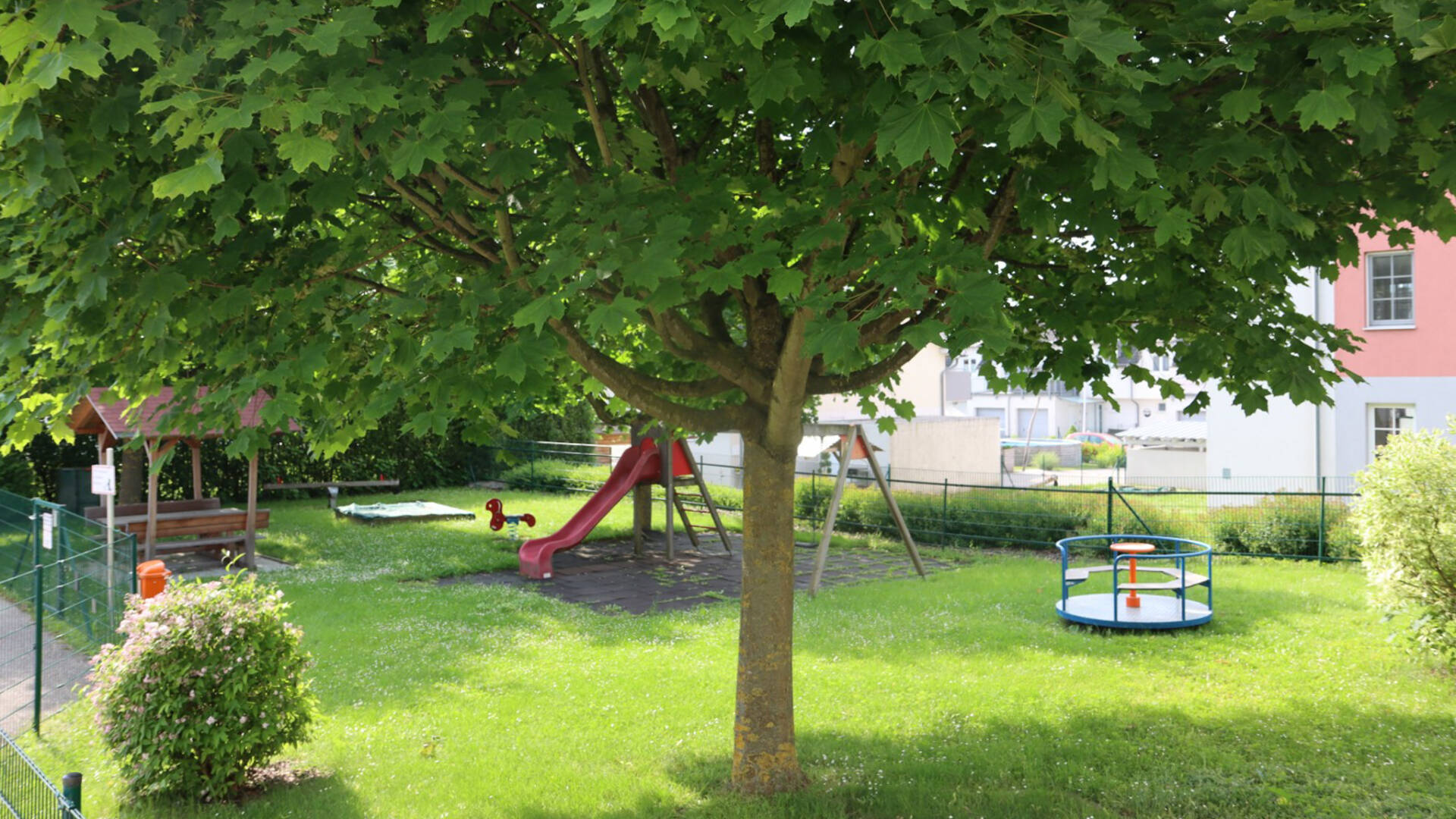 Kleinbergstraße Außenfoto Kleinbergstraße Außenfoto