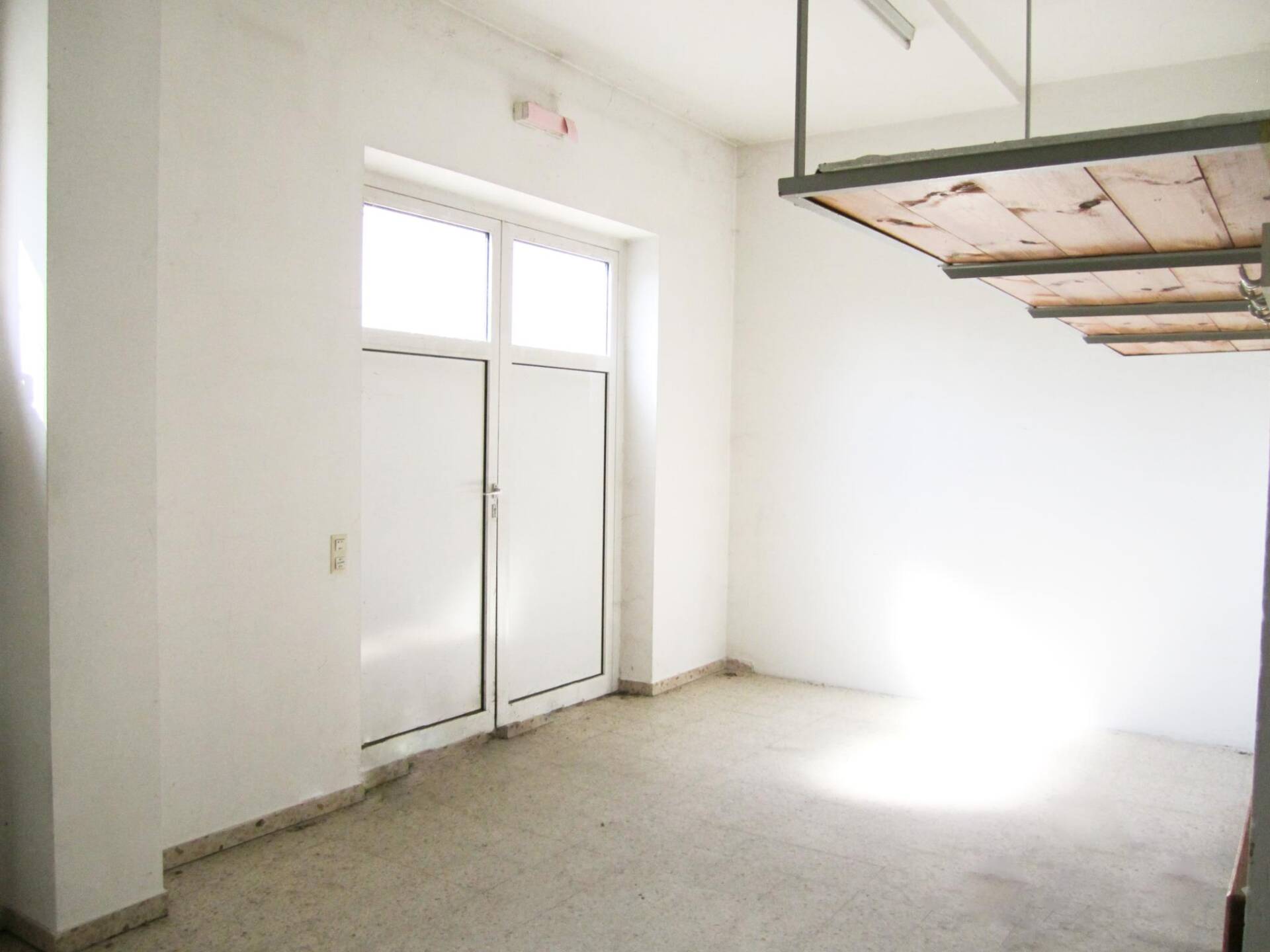 Geschäftsfläche Geschäftsfläche